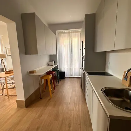 Amazing 3Bd 3Bth With 9 Balconies By Madrid4You Apartments Exterior foto