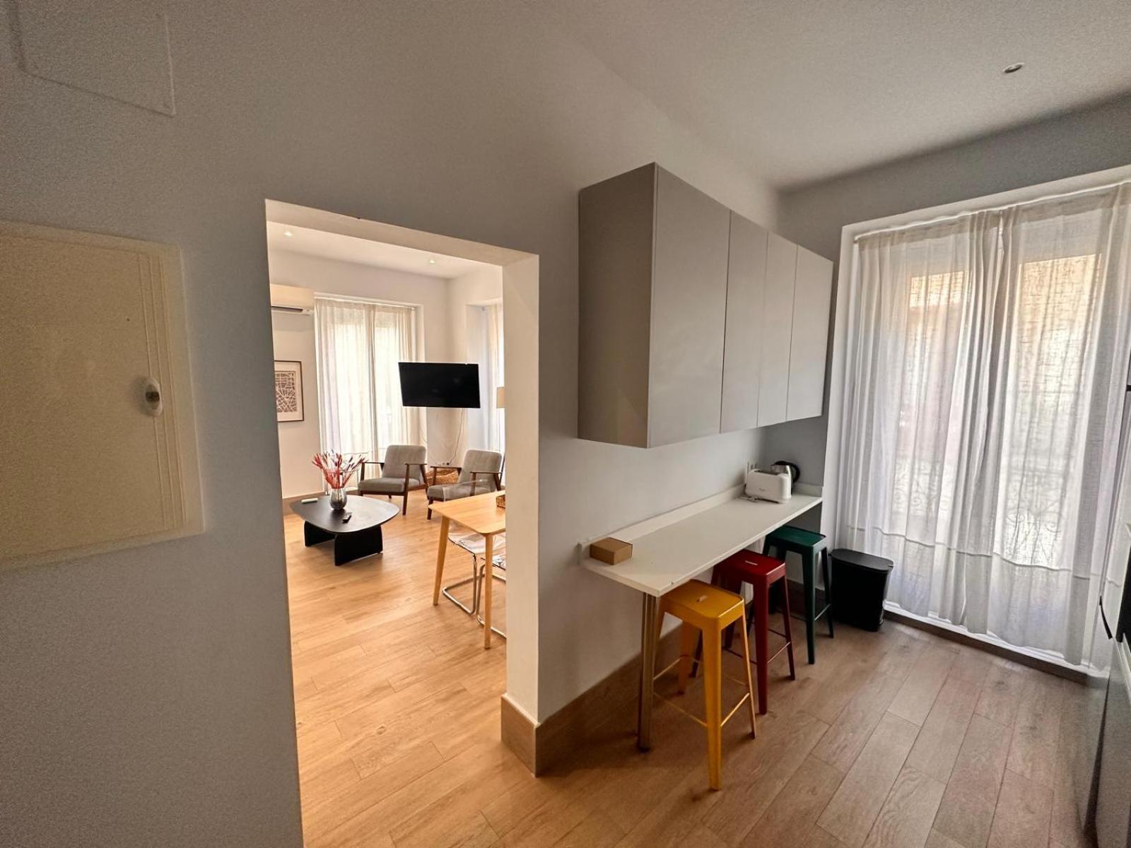 Amazing 3bd 3bth With 9 Balconies By Madrid4you Apartament Madrid