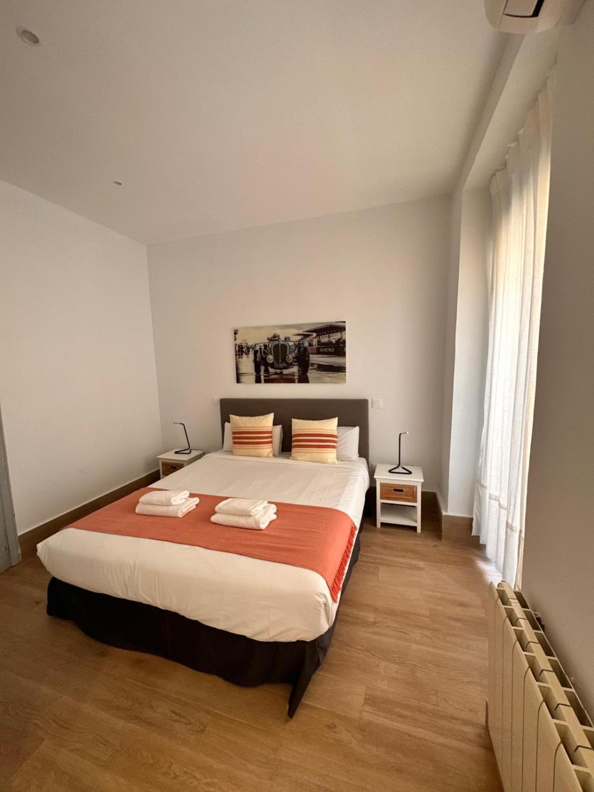 Amazing 3bd 3bth With 9 Balconies By Madrid4you Apartament Madrid